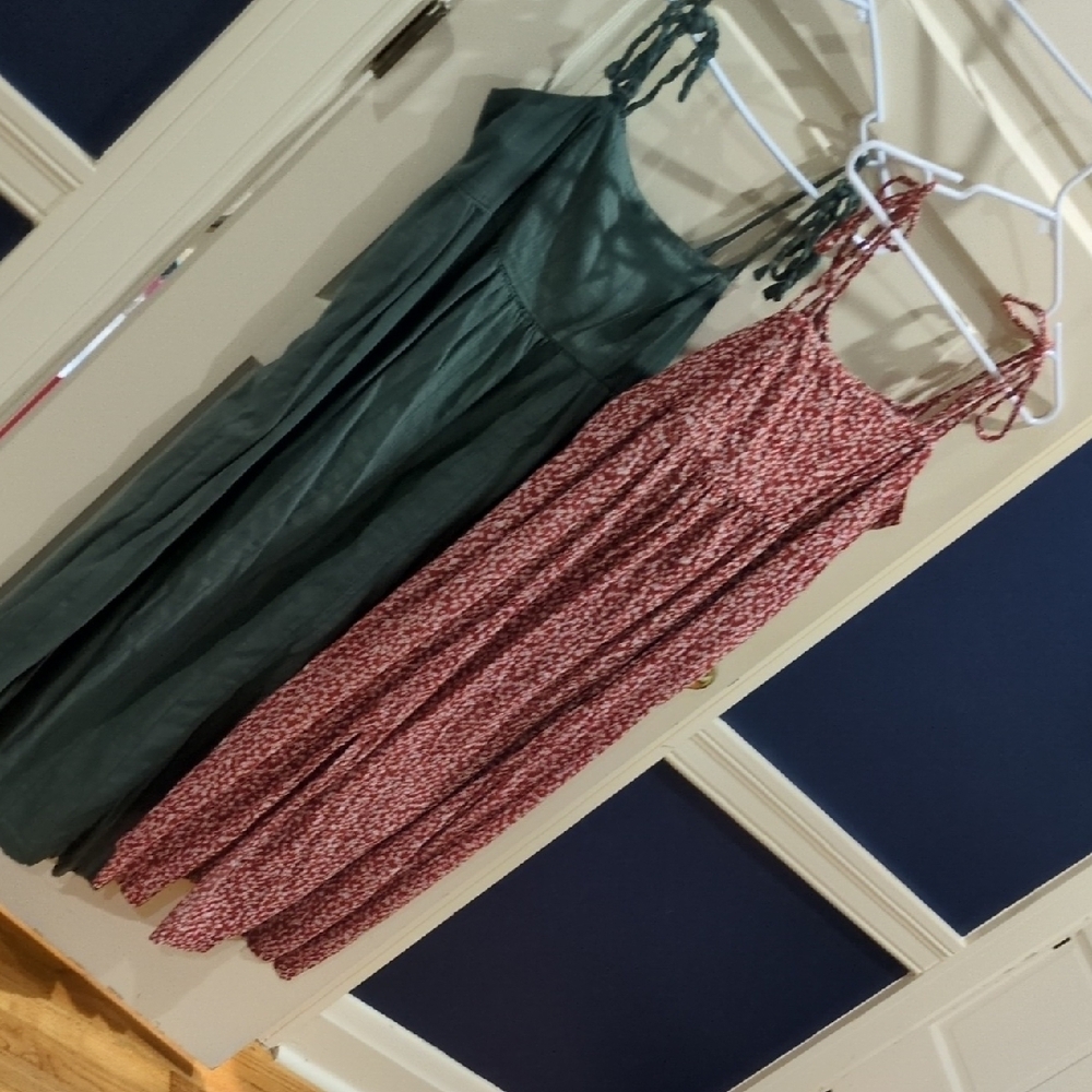 Floral Red and Solid Green Women's Dresses